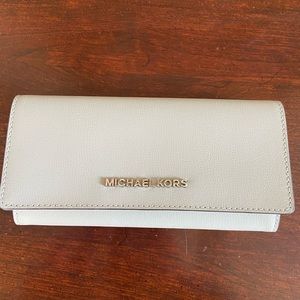MICHAEL Michael Kors Wallet Brand New with Tags